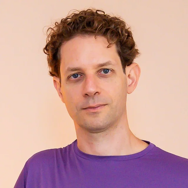 Daniel Cukier, Caio founder